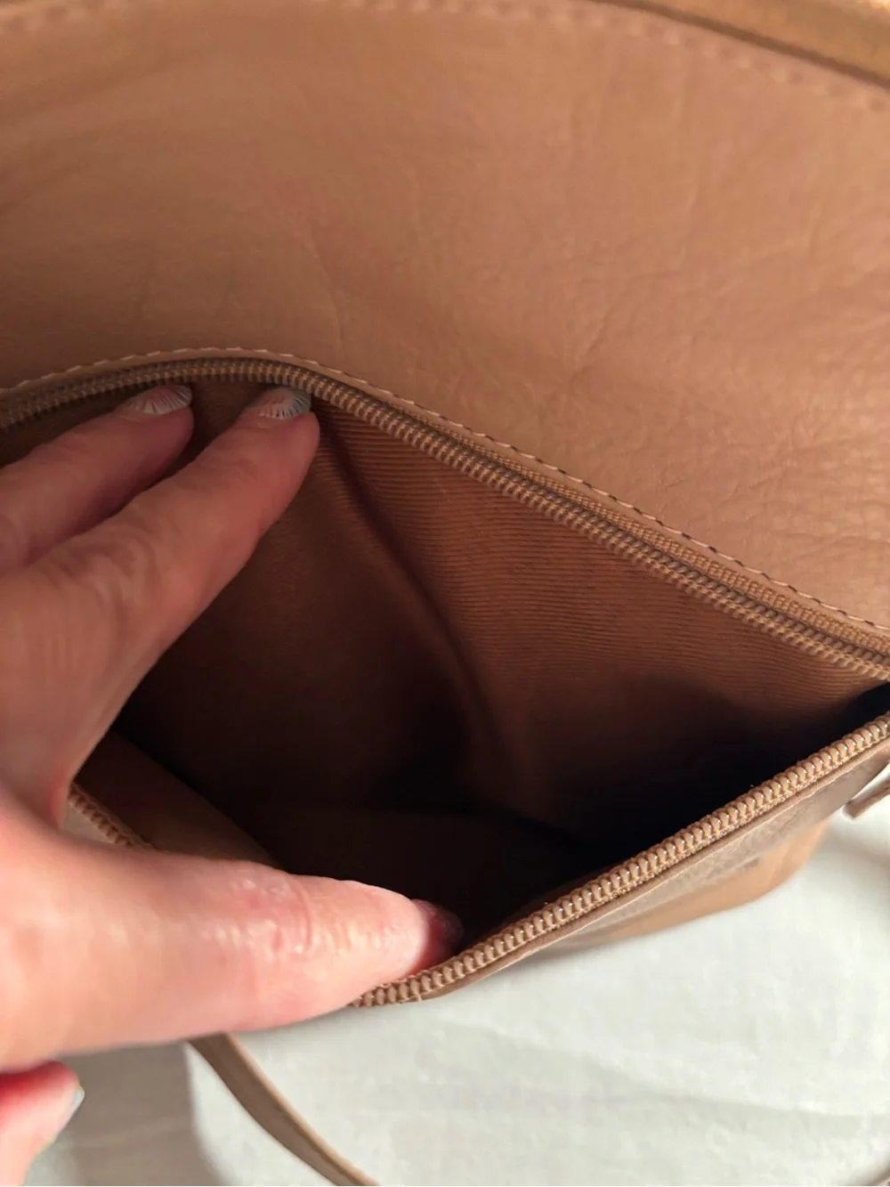 Leather Crossbody Bag in Taupe